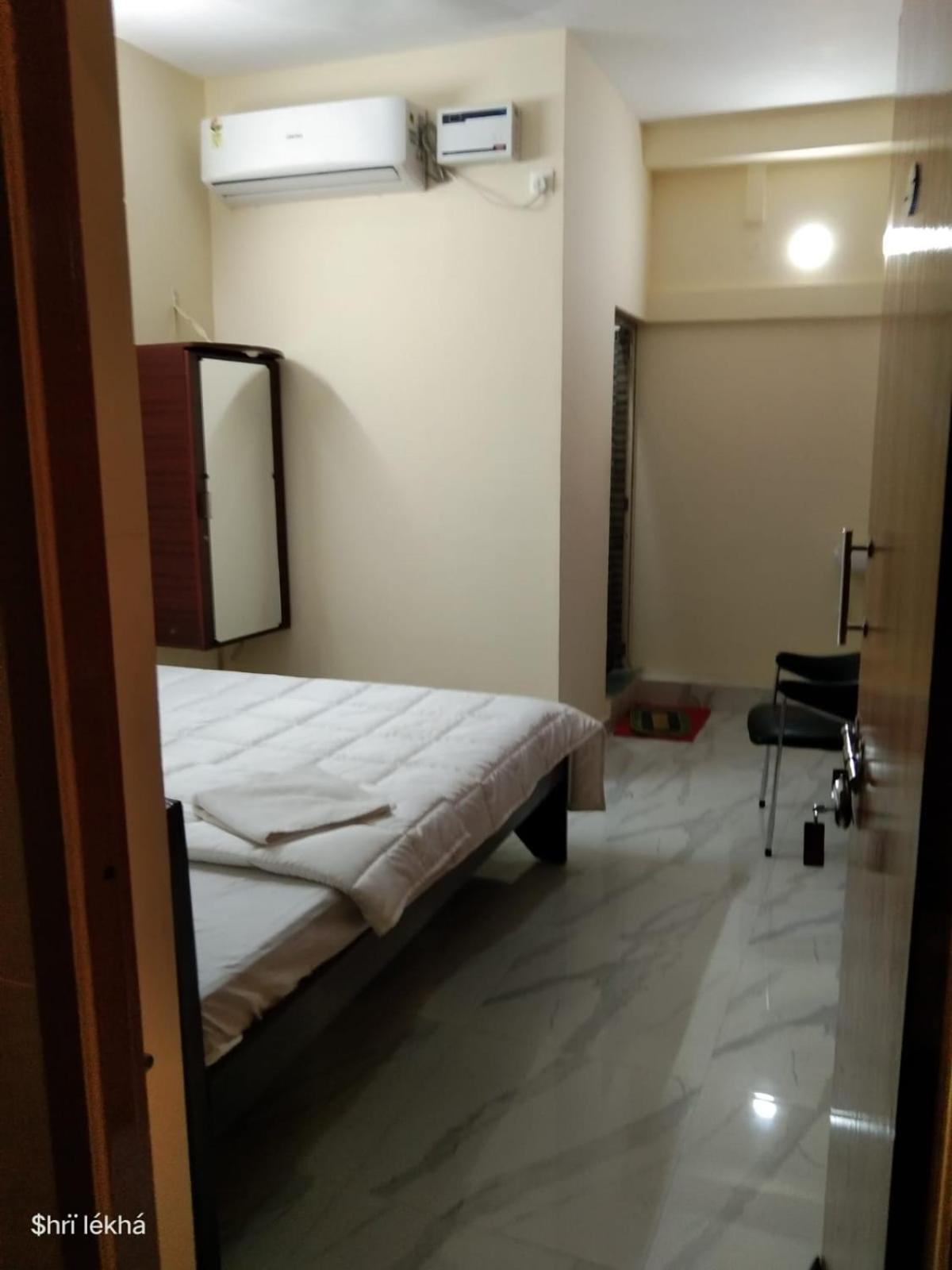 Appartamento Babu Naidu Residency Vellore Esterno foto